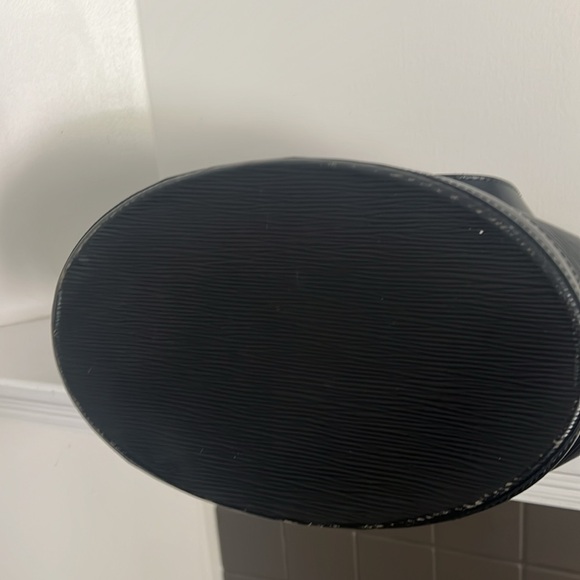 Louis Vuitton Saint Jacques PM Black Epi Tote - Picture 14 of 14